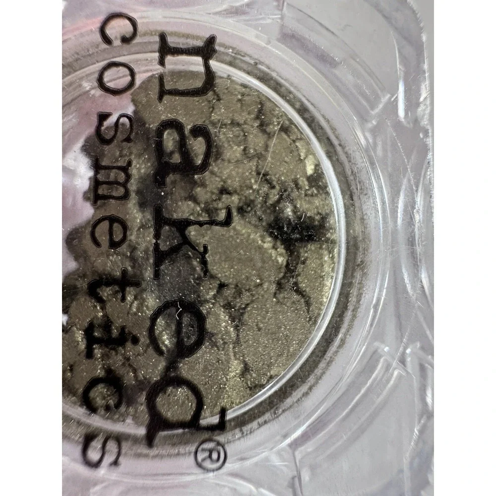 Naked Cosmestics Eyeshadow Urban Rustic.05oz/1.5g Powder Eyeshadow NEW